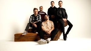 Ausverkauft: Rising Insane