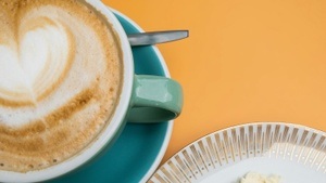 Kaffee & Kuchen Beim Weißen Lamm