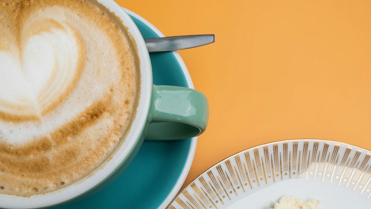 Kaffee & Kuchen Beim Weißen Lamm