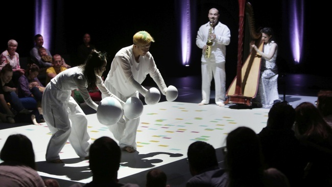 Think Big! #11: Ceren Oran & Moving Borders: ROND AU CARRÉ (1-3)