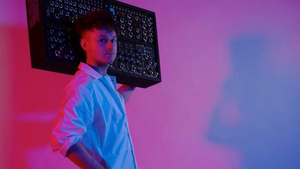 LOOK MUM NO COMPUTER (UK)