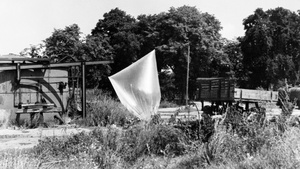 Buchpräsentation und Künstlergespräch: Jens Klein. Ballons