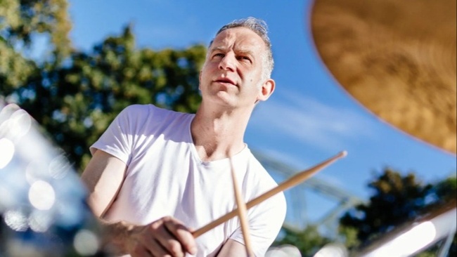 Late Night Comedy: Martell Beigang