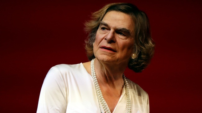 Anne-Marie die Schönheit