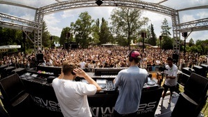 Waves Open Air Festival 2025