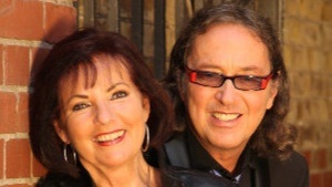 Jugendliebe - Der Kultsong des Ostens und die Bestsellerbiografie im Konzert