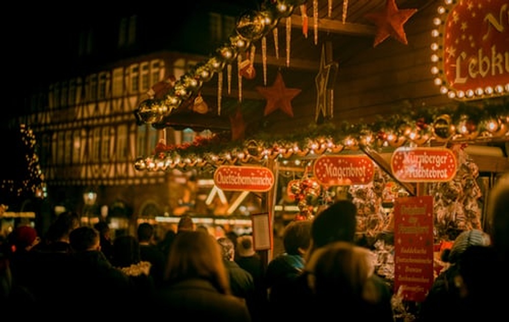 Historischer Weihnachtsmarkt am Hamburger Rathaus