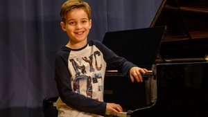 Auf schwarzen und weißen Tasten - Klavierschüler:innen der Musikschule im Konzert