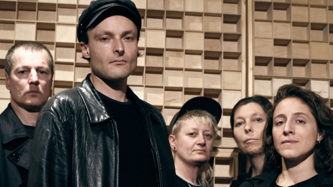 The Ghost And The Machine - support otopark