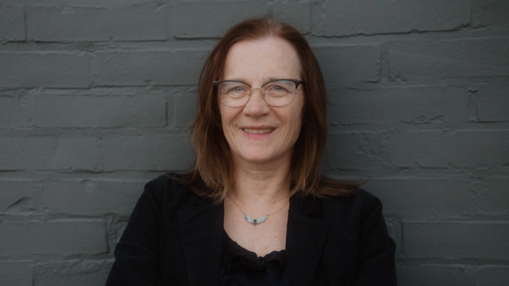 Lesung: Tina Willms „Lichtgewand und Alltagskleid“