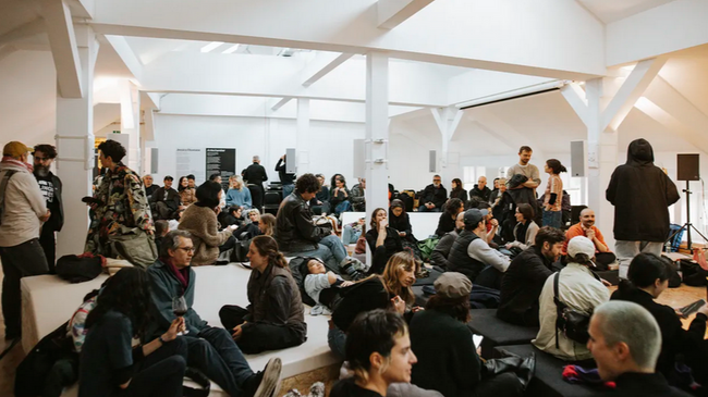 KW x DAAD – Happy Stories, Mostly