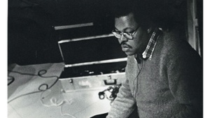 im­pro­vi­sing AI - Ge­sprächs­kon­zert über das Le­ben mit krea­ti­ven Ma­schi­nen