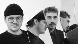 WALKING ON RIVERS - Bright Screen, Red Eyes, Science Fiction Tour - Nachtleben Frankfurt