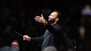 Mayer - Berliner Philharmoniker - Petrenko