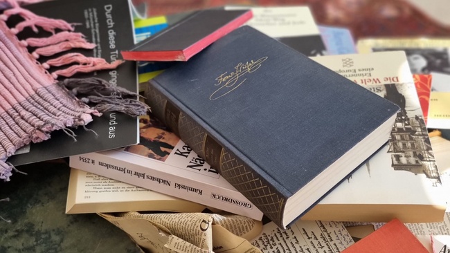 Arbeitskreis Lyrik im öffentlichen Raum – „Verbrannte Worte“