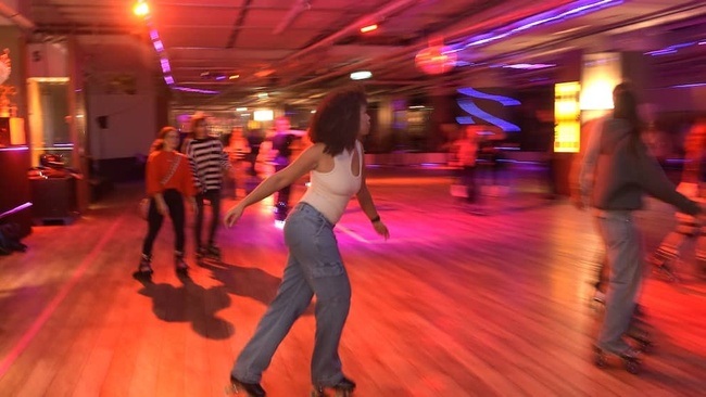 ROLLER DISCO  🛼 jeden Do ab 18 Uhr
