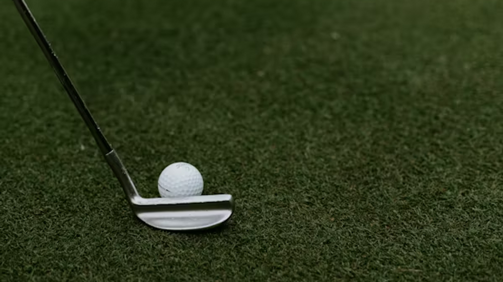 3D-Schwarzlicht-Indoor-Minigolf