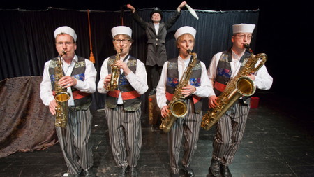 Abschlusskonzert "5 Jahre - Kindermusikfestival-Münster 2026" // Karibuni, Cattu, Pindakaas Saxophon Quartett