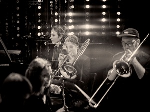 BIRDLAND BIGBAND FEAT. SAMANTHA WRIGHT