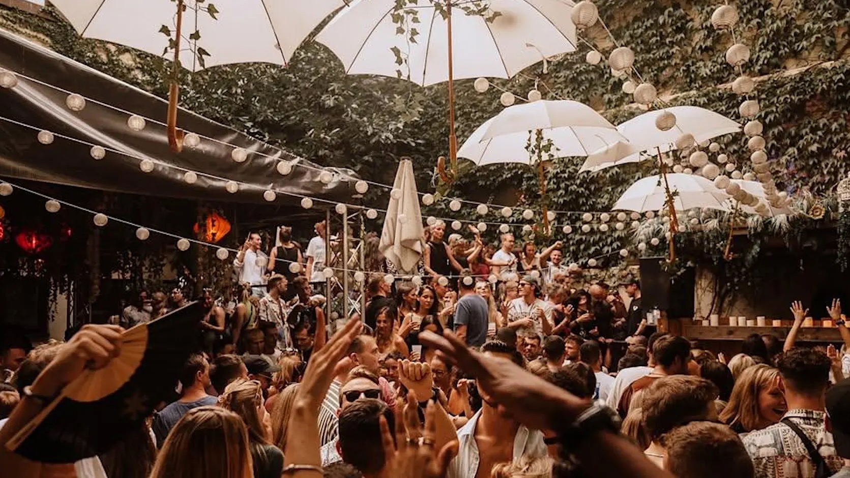 GARDEN SATURDAYS - DAYDRINKING & TERRACE OPEN AIR @ Kowalski