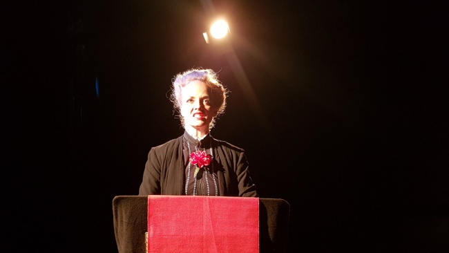 Clara Z - Kämpfen, wo das Leben ist