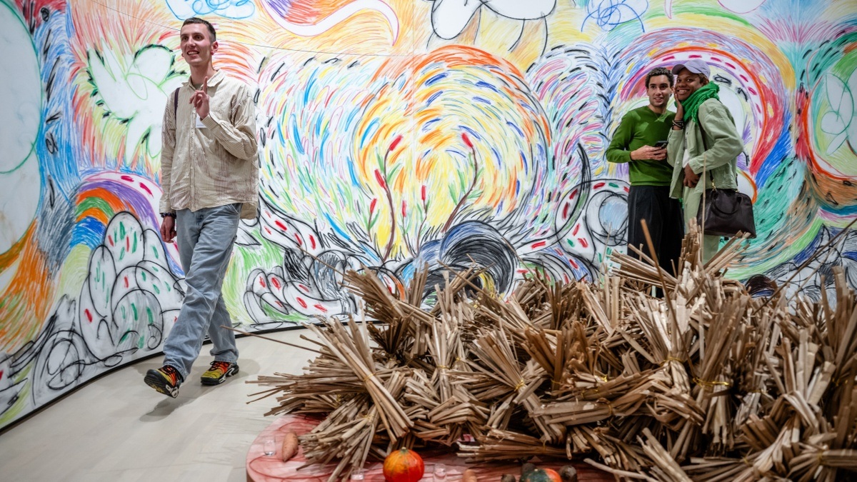 Tadáskía Preisträgerin K21 Global Art Award 2025