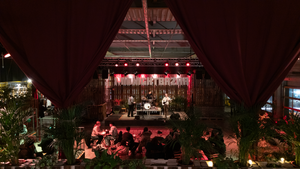 Live auf dem Midnightbazar: Tante Jackie