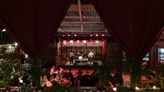 Live auf dem Midnightbazar: Tante Jackie