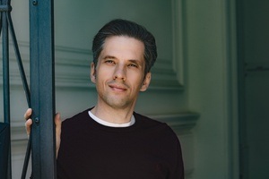 Auf schwarzen und weißen Tasten: Klavierabend mit Severin von Eckardstein