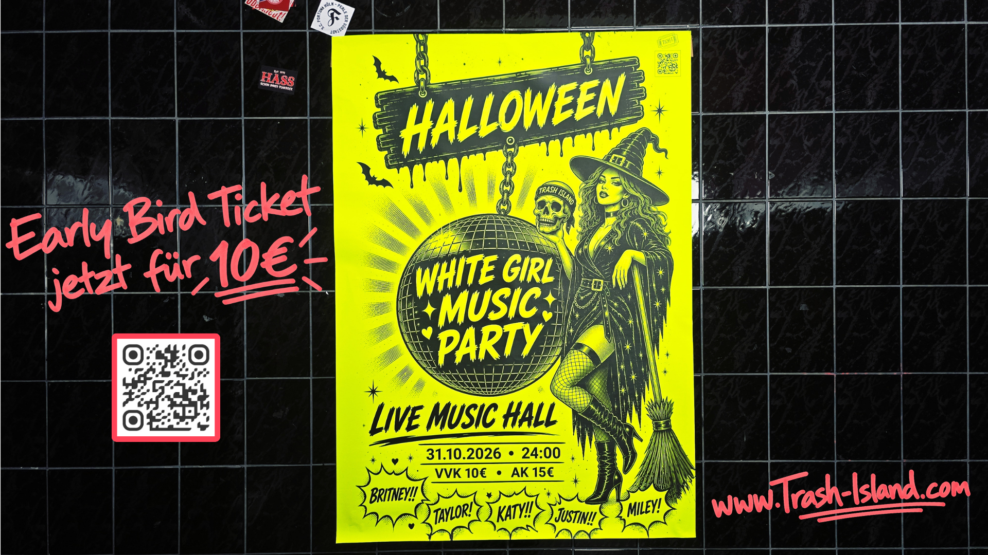 🎃 HALLOWEEN – WHITE GIRL MUSIC PARTY /w Trash Island
