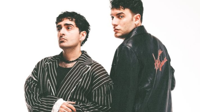 Dolu Kadehi Ters Tut