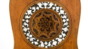 Von der Gambe zur E-Geige: Fünf Jahrhunderte Klanggeschichte Öffentliche Sonntagsführung durch das Musikinstrumentenmuseum mit Charlotte Landgraff