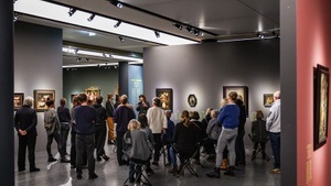 Kunst im Kontext: Wer trägt das Kind?