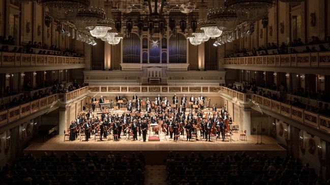 Rundfunk-Sinfonieorchester Berlin: Katharina Wincor dirigiert Thomas, Say und Beethoven