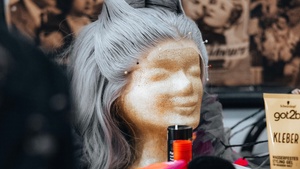 The DRAGademy #3 – Wig it up!