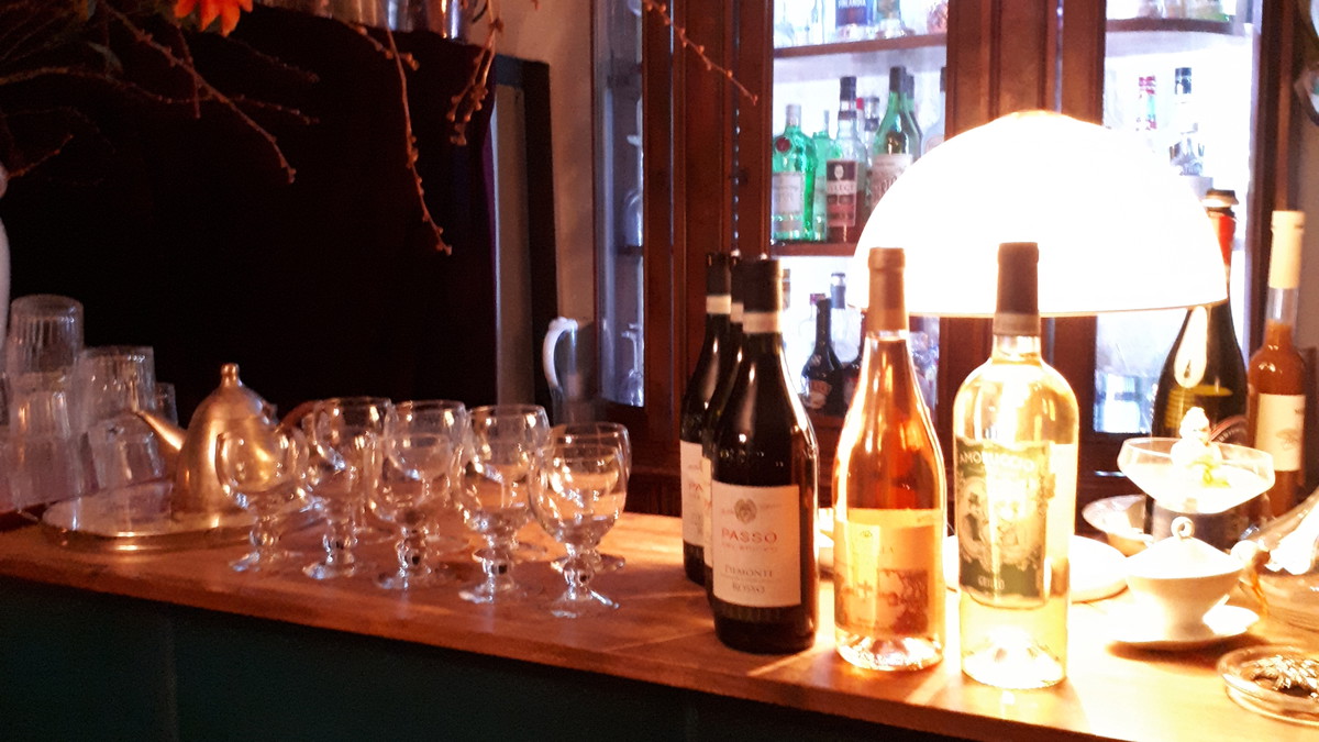 Titelbild der Veranstaltung Weinprobe und Antipasti