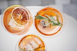Aperol Spritz Spaziergang