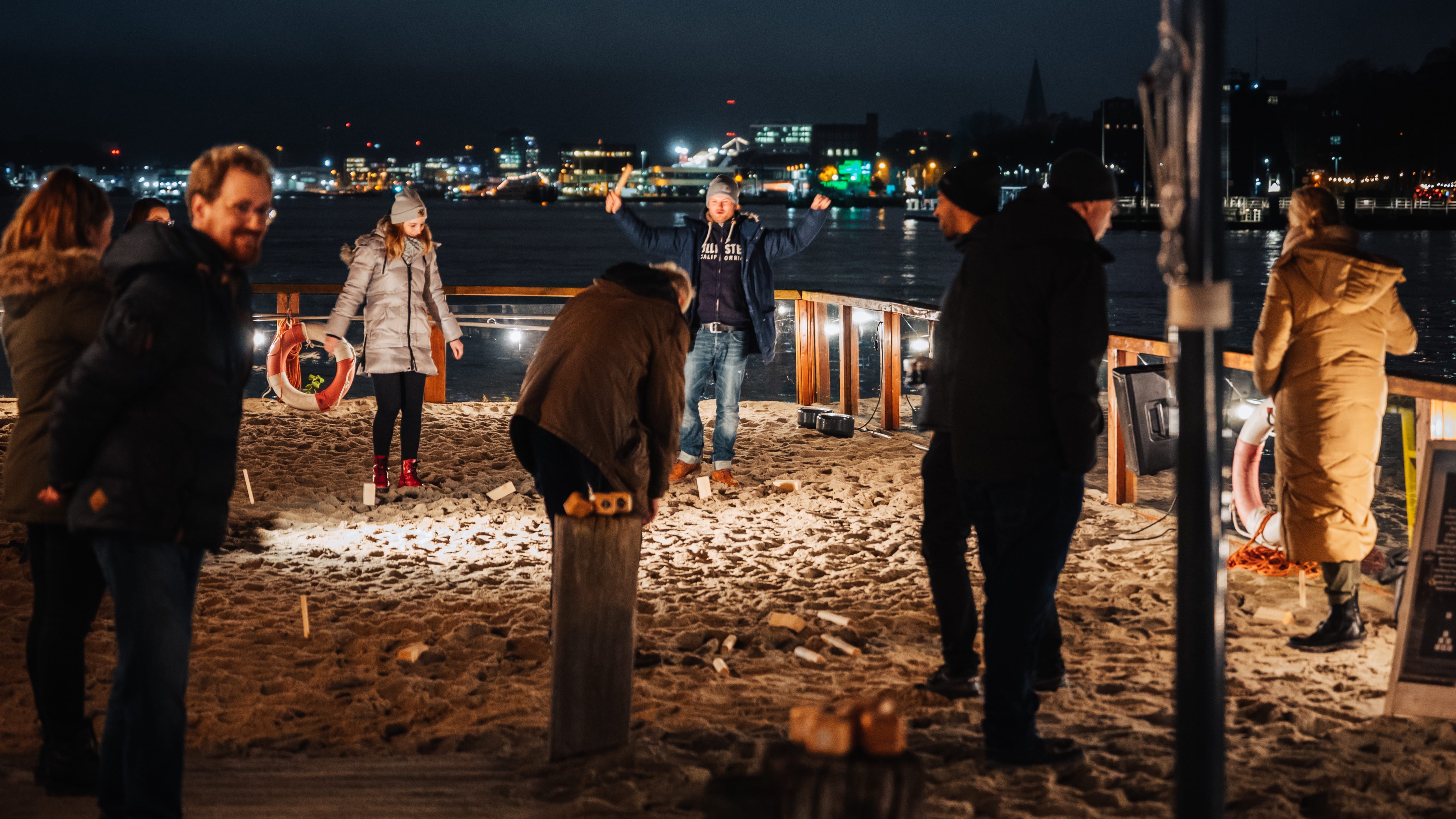 Winterolympiade & Weihnachtsfeiern im SANDHAFEN