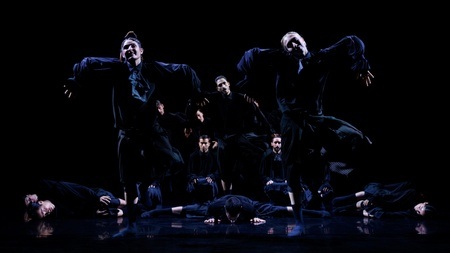Gauthier Dance//Dance Company Theaterhaus Stuttgart: LUCK / UNLUCK