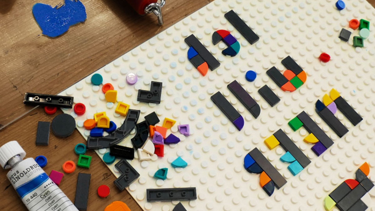 Titelbild der Veranstaltung Drucken mit Lego: Entdecke eine außergewöhnliche Drucktechnik