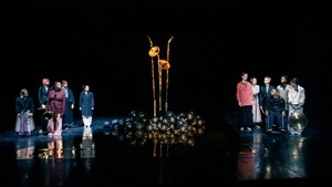 »Paradiesvögel« von Martina Droste und Ensemble