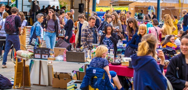 FLOHMARKT HAUS DER STATISTIK