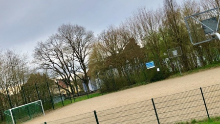 JUGAD pick-up football / pick-up Soccer