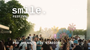smile. Festival