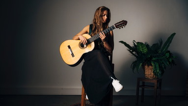 Mariia Smirnova - Gitarrenkonzert