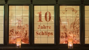 10 Jahre Schlips
