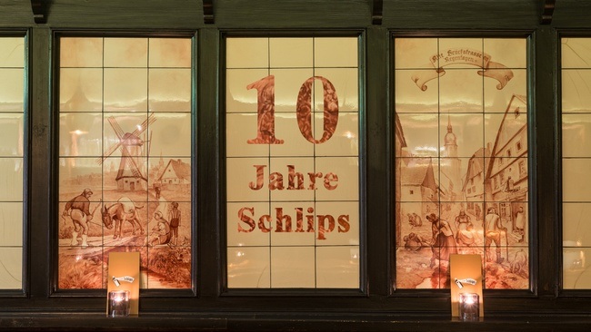 10 Jahre Schlips