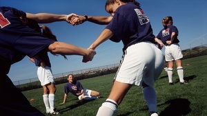 SHE CAN KICK IT!