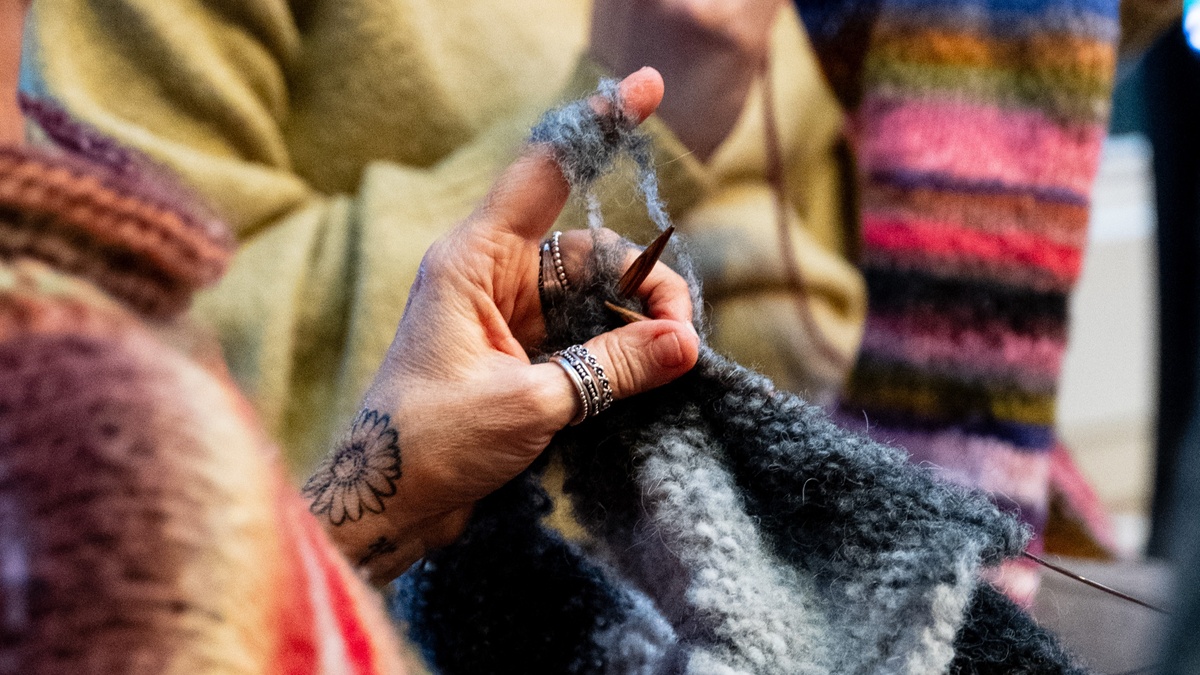 Rheingefädelt - Der Strickclub