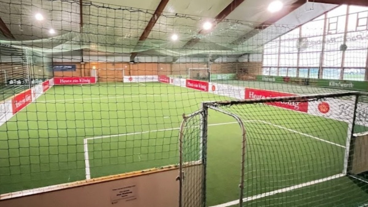 JUGAD pick-up football / pick-up Soccer